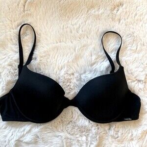 CALVIN KLEIN~BLACK UNDERWIRE PUSH-UP BRA~32D